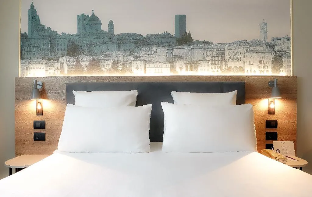 DOUBLE STANDARD Room, Mercure Bergamo Centro Palazzo Dolci, Milan