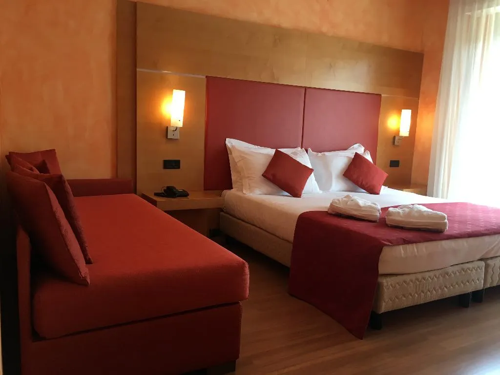 TRIPLE STANDARD Room, Plus Welcome Milano, Milan