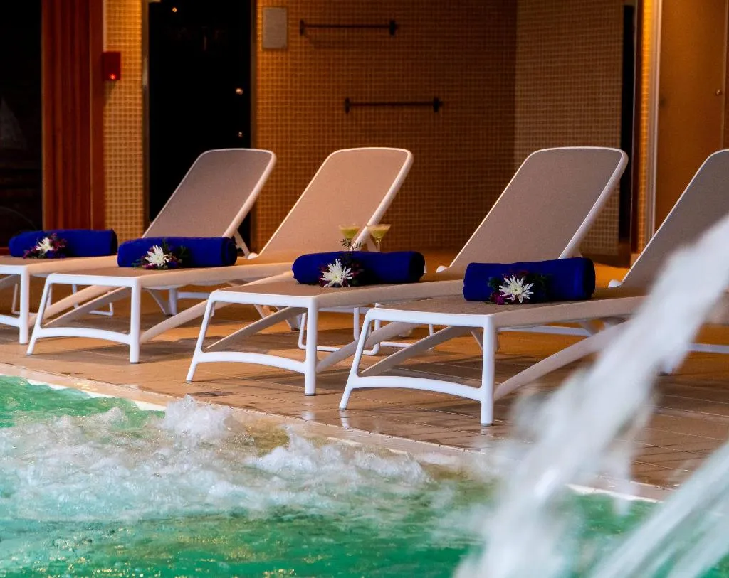 Sports and Entertainment, Dolce By Wyndham Barcelona Resort, Barcelona