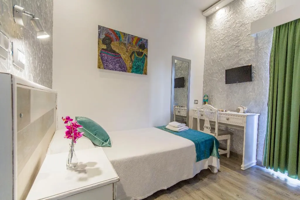 SINGLE STANDARD Room, Sun Holidays, Tenerife