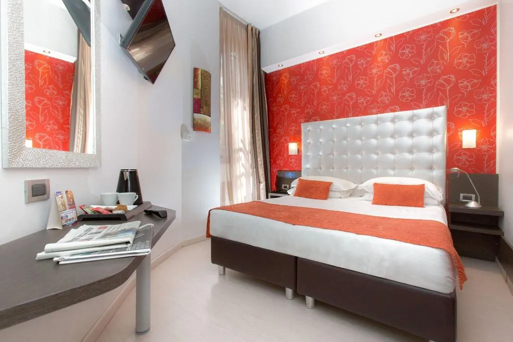 Room, Hotel Piacenza, Milan