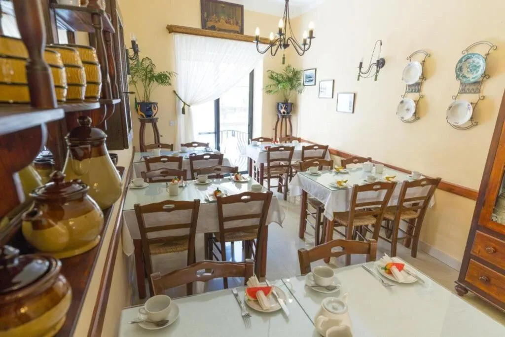 Restaurant, Lantern Guest House, Malta