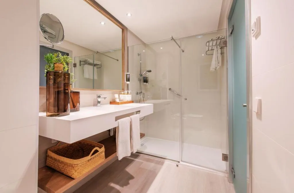 JUNIOR SUITE POOL VIEW Room, Aubamar Palma Resort, Majorca