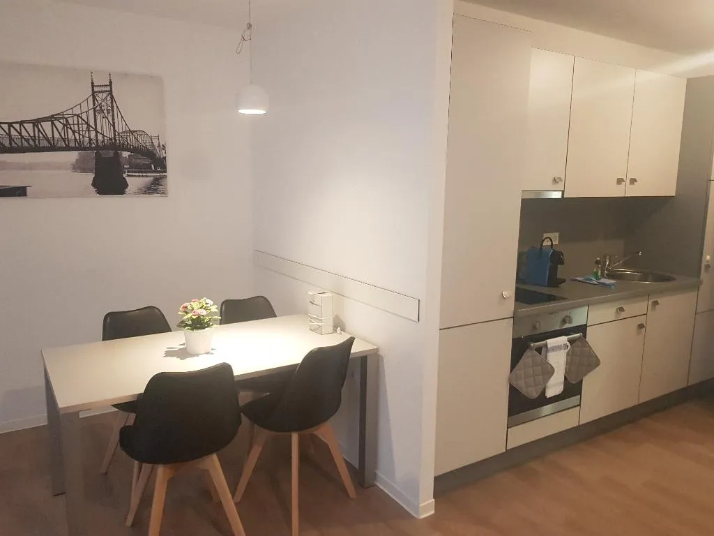 APARTMENT CAPACITY 3 ONE BEDROOM Room, Spreepolis Boardinghaus, Berlin