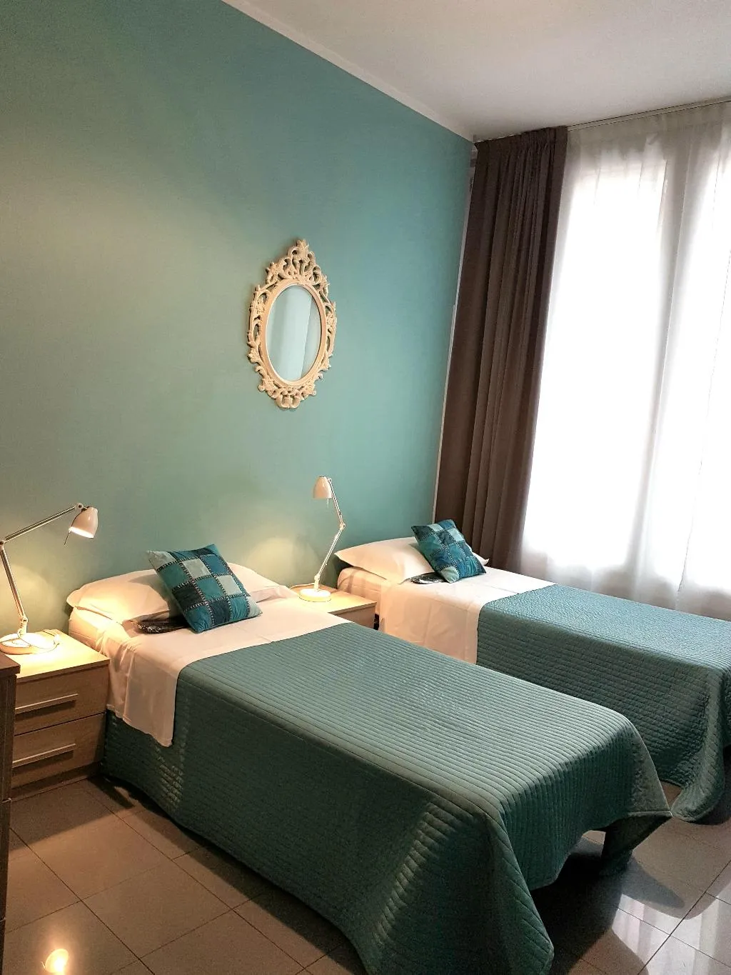 Room, Navigli Suites, Milan
