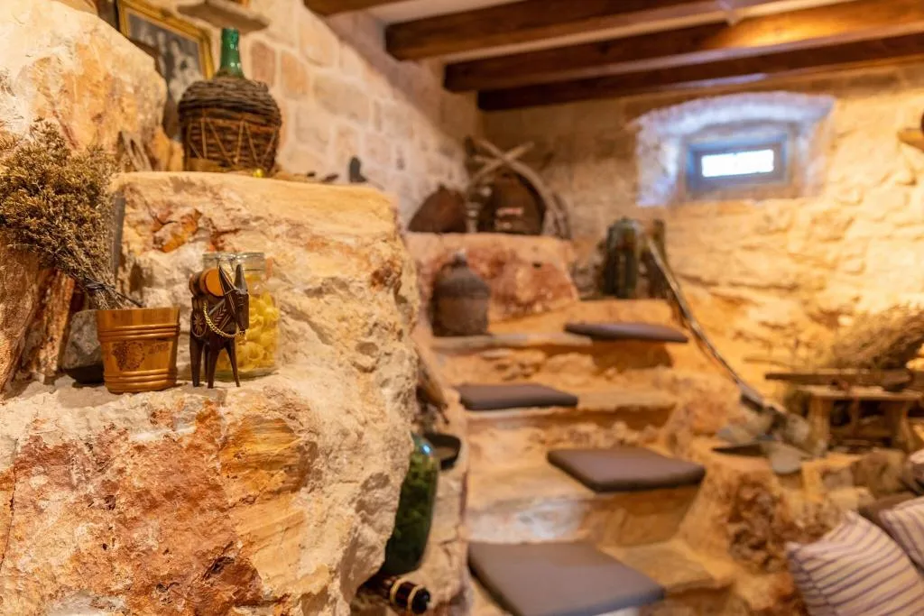 Sports and Entertainment, B&B Heritage Villa Apolon, Split