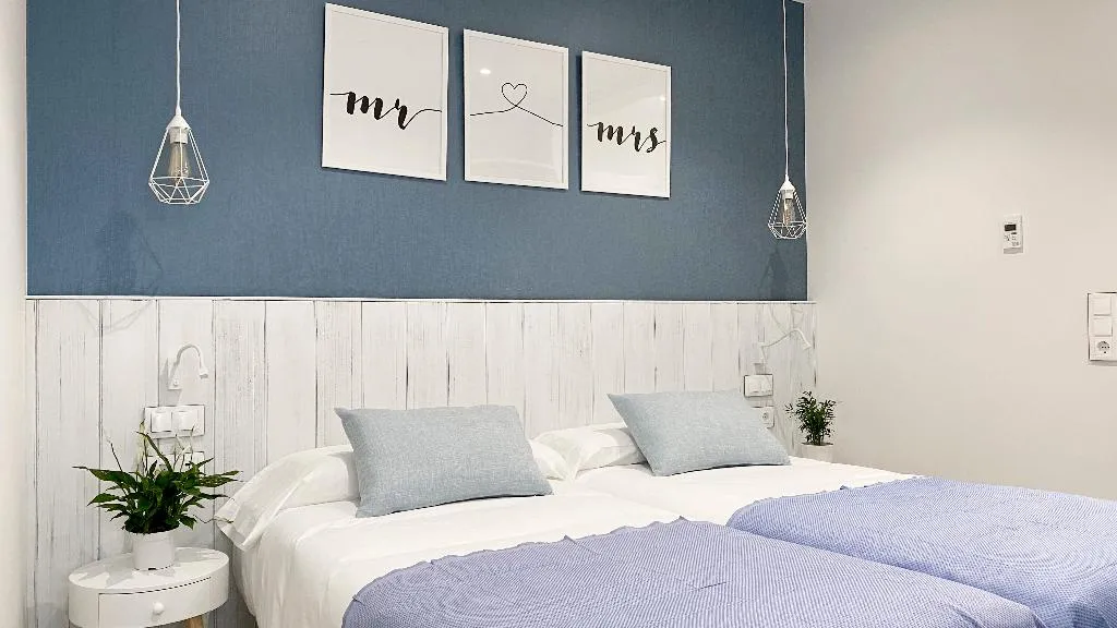 TWIN SUPERIOR Room, Nerja Casual Rooms, Costa Del Sol
