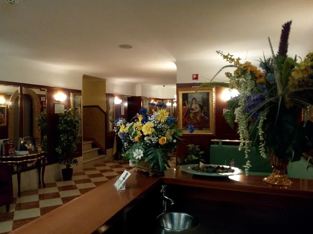 General view, Hotel Diana, Venice