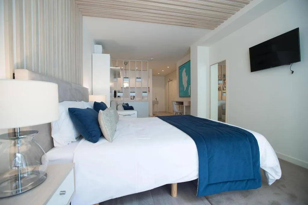 Room, Almada Wine House, Porto