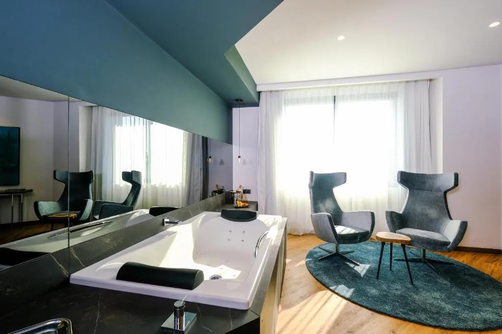 SUITE STANDARD Room, SB Icaria Barcelona, Barcelona