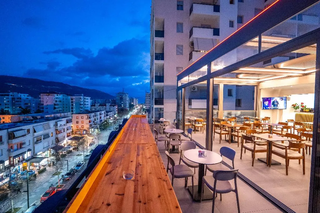 Bar, Sasso Hotel, Kavaje