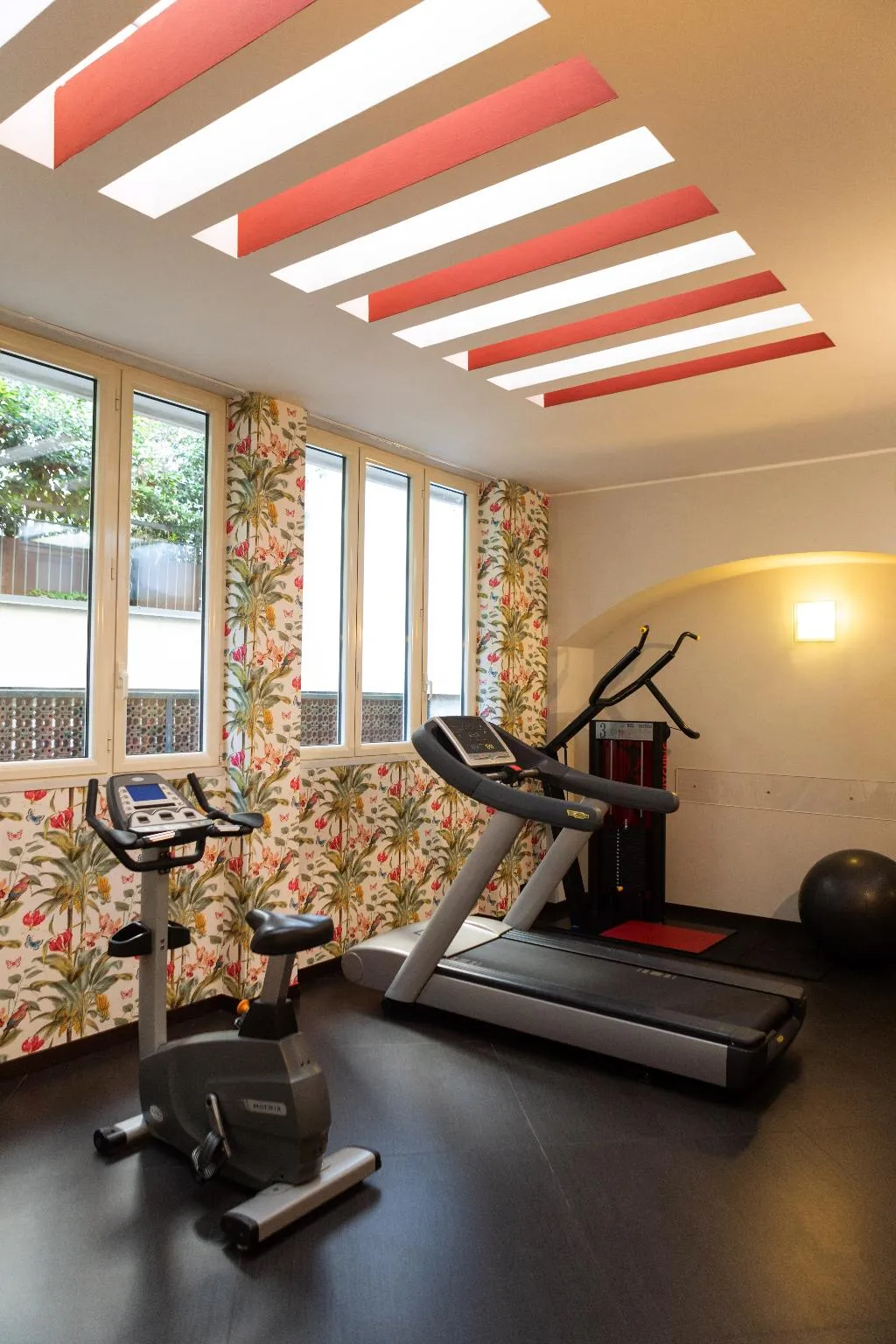 Sports and Entertainment, Kleos Hotel, Milan