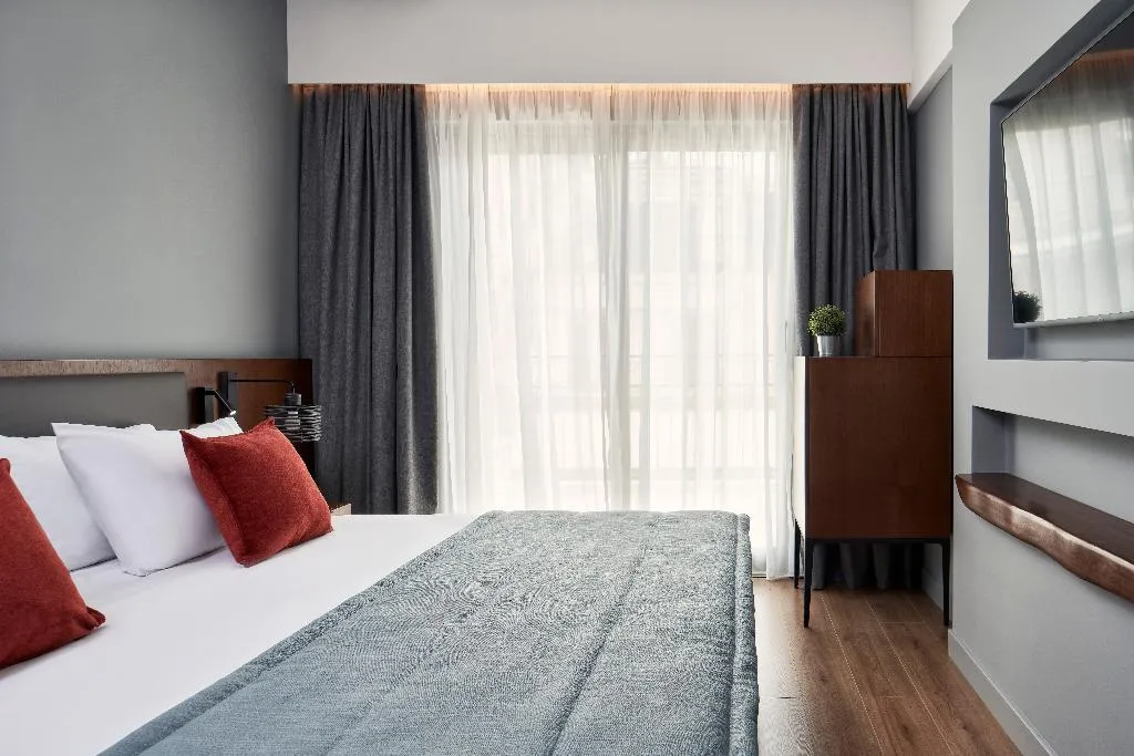 DOUBLE SUPERIOR Room, Achilleas Hotel, Athens