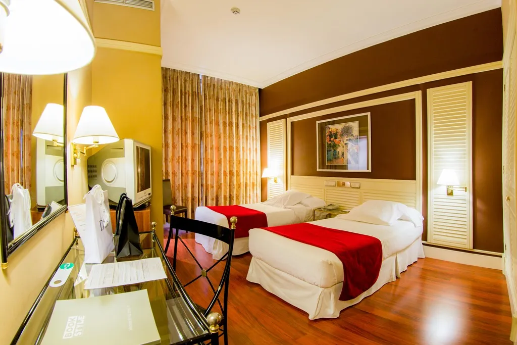 TWIN STANDARD Room, Hotel Arosa, Madrid