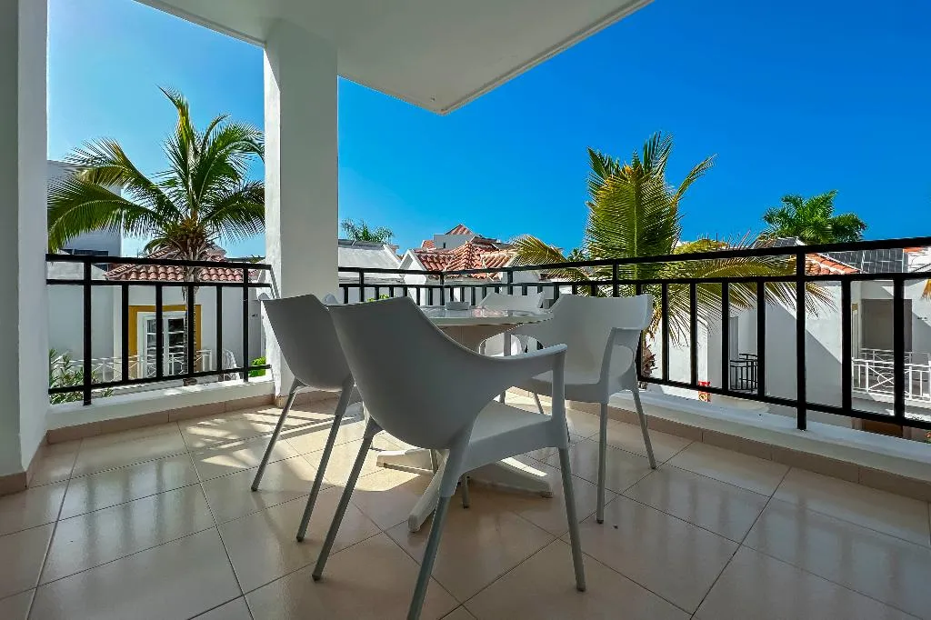 Room, Parque del Sol, Tenerife