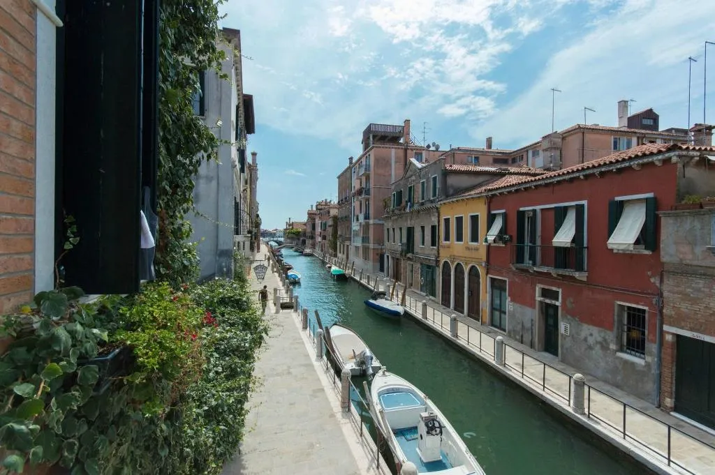 General view, Ca' Messner 5 Leoni, Venice