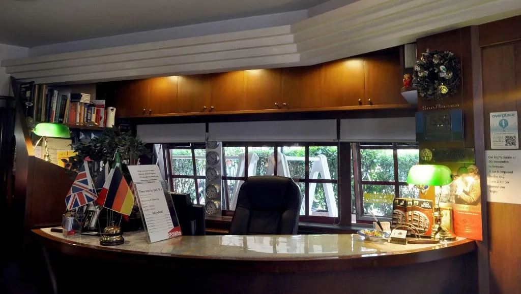 Lobby, Hotel Roma, Venice