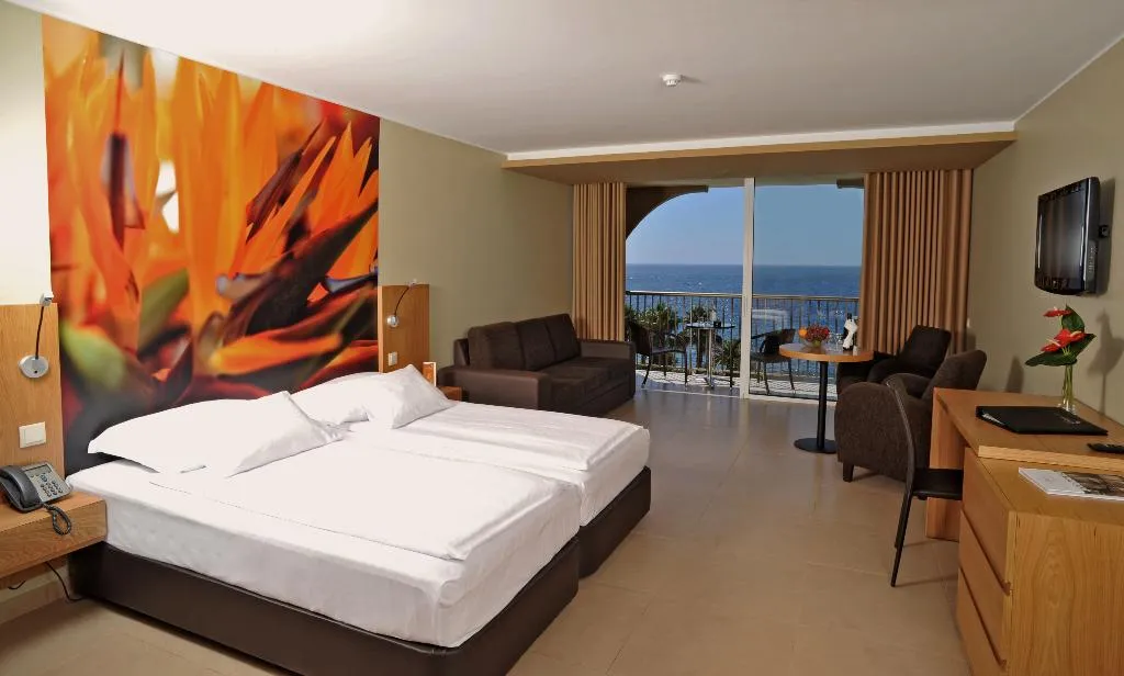 FAMILY ROOM CAPACITY 2 Room, The Views Oasis, Madeira