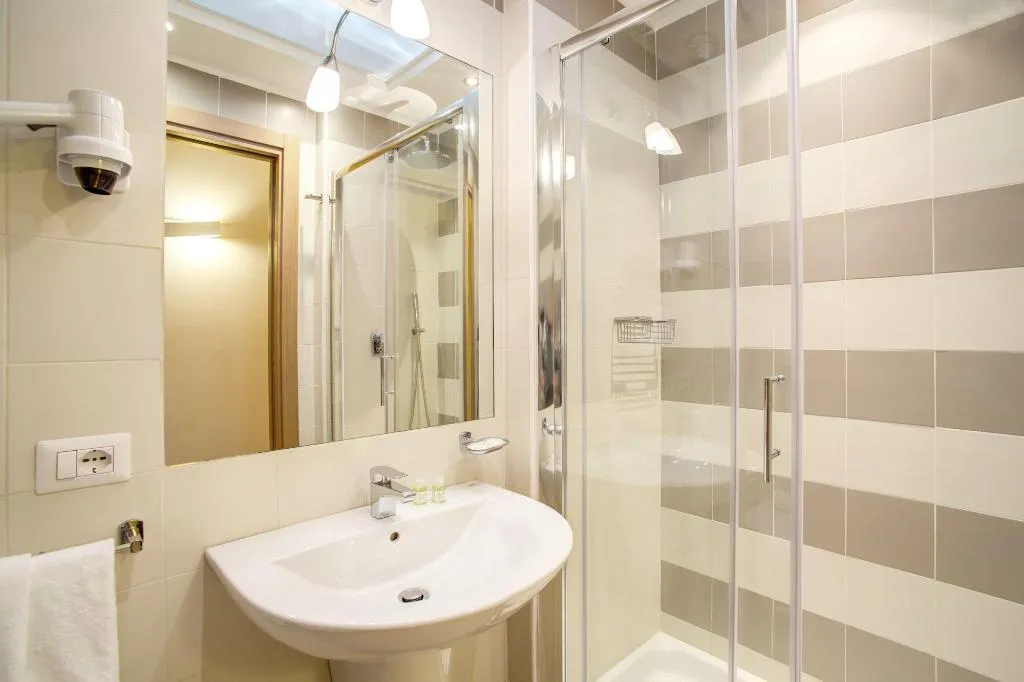 Room, Top Floor Navona, Rome