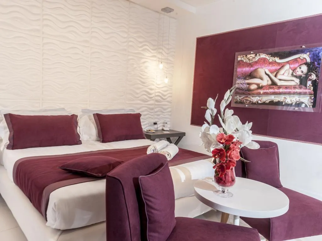 JUNIOR SUITE STANDARD Room, Hotel San Pietro, Naples