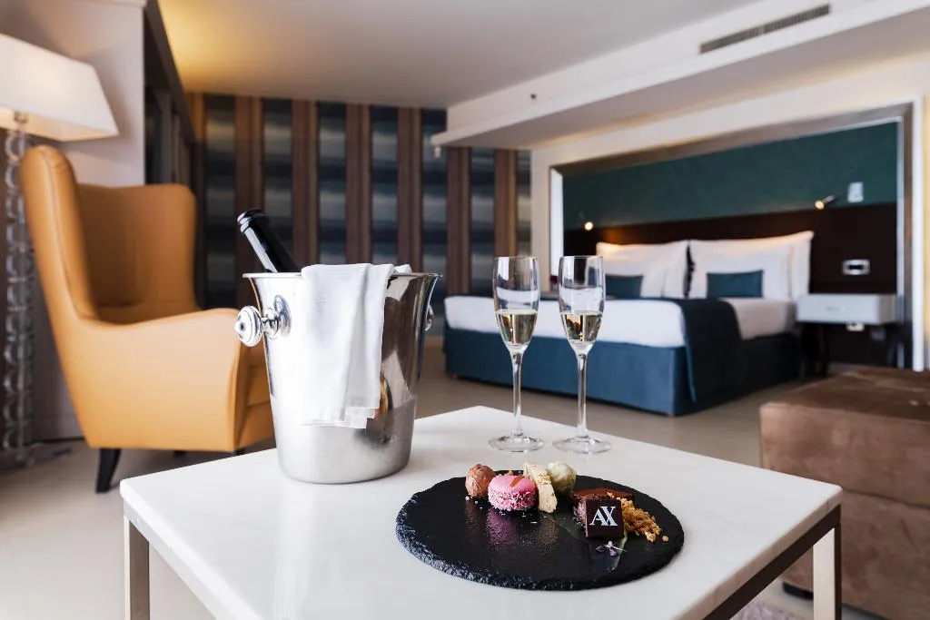 JUNIOR SUITE CAPACITY 2 Room, AX The Palace, Malta
