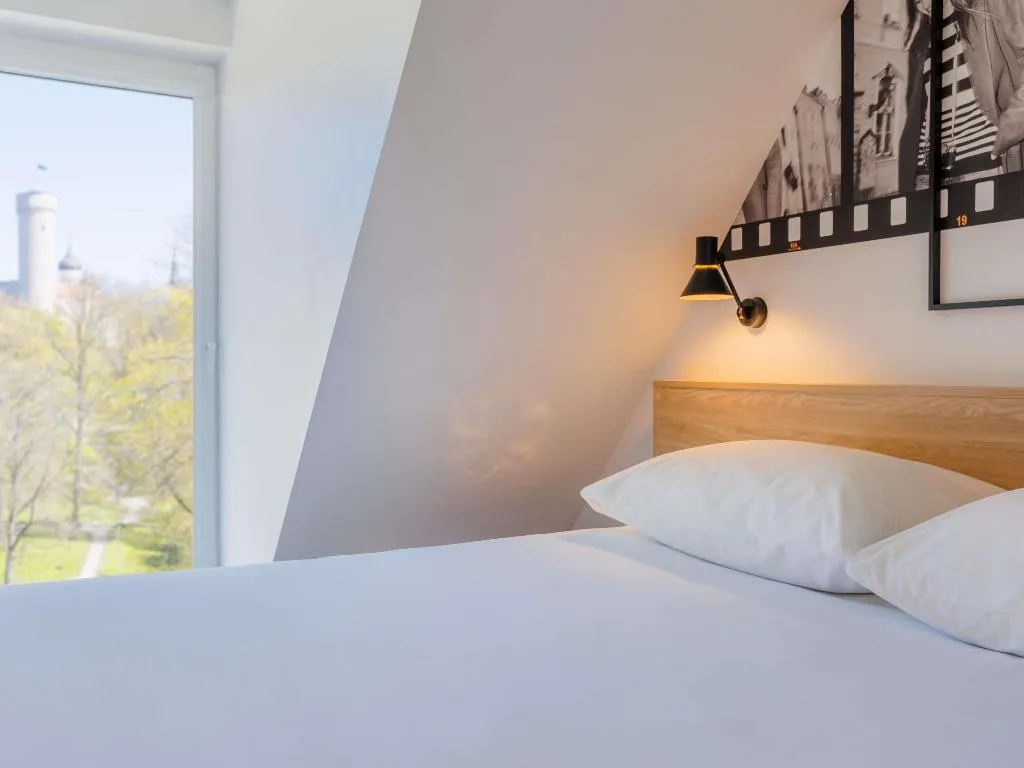 DOUBLE QUEEN SIZE BED Room, Ibis Styles Tallinn, Tallinn