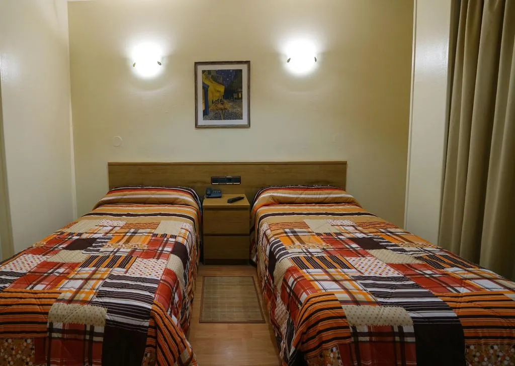 Room, Hotel Esplugues, Barcelona