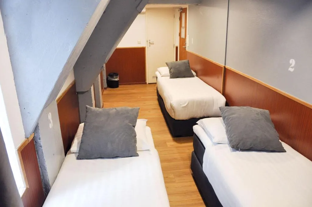 TRIPLE STANDARD Room, Travel, Amsterdam