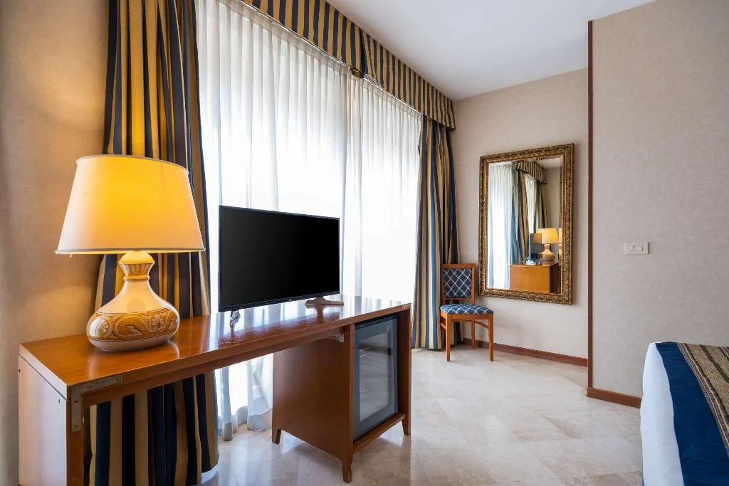 DOUBLE STANDARD Room, Comfort Hotel Fiumicino City, Rome