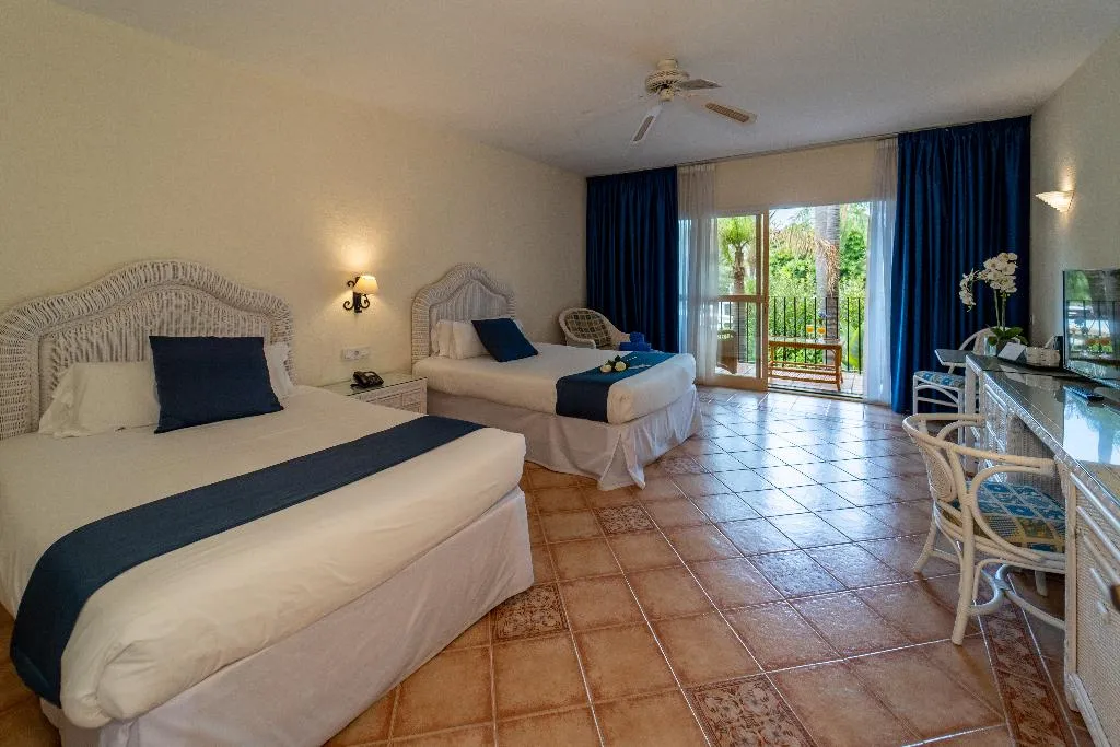 Double or Twin SUPERIOR Room, Bluebay Banús, Costa Del Sol