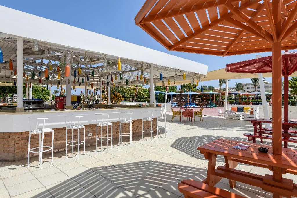 Bar, Desert Rose, Red Sea Riviera