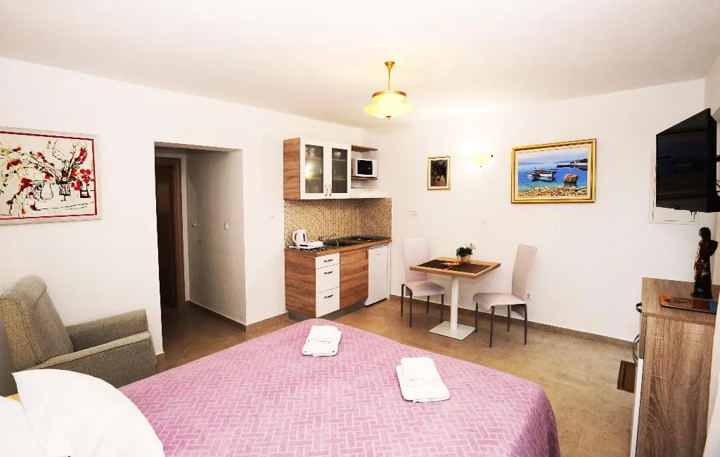 STUDIO SEA VIEW WITH TERRACE Room, Nika Family Apartments, Dubrovnik