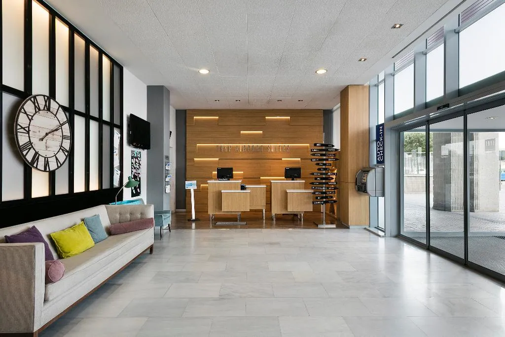 Lobby, Madrid Airport Suites Affiliated By Melia, Madrid