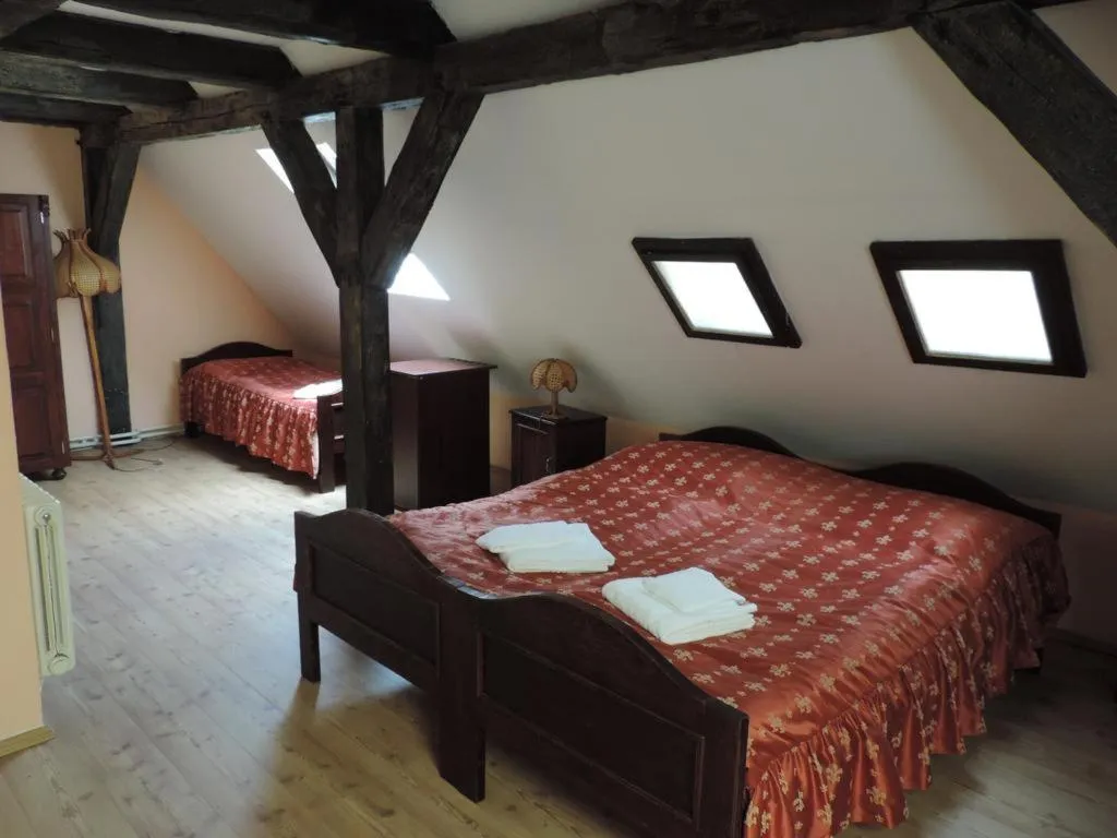 TRIPLE STANDARD Room, King George Hotel, Prague