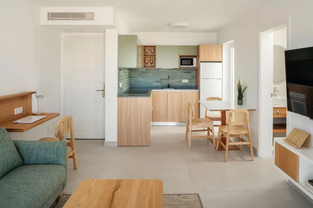 APARTMENT TWO BEDROOMS Room, Nazaret Beach, Lanzarote