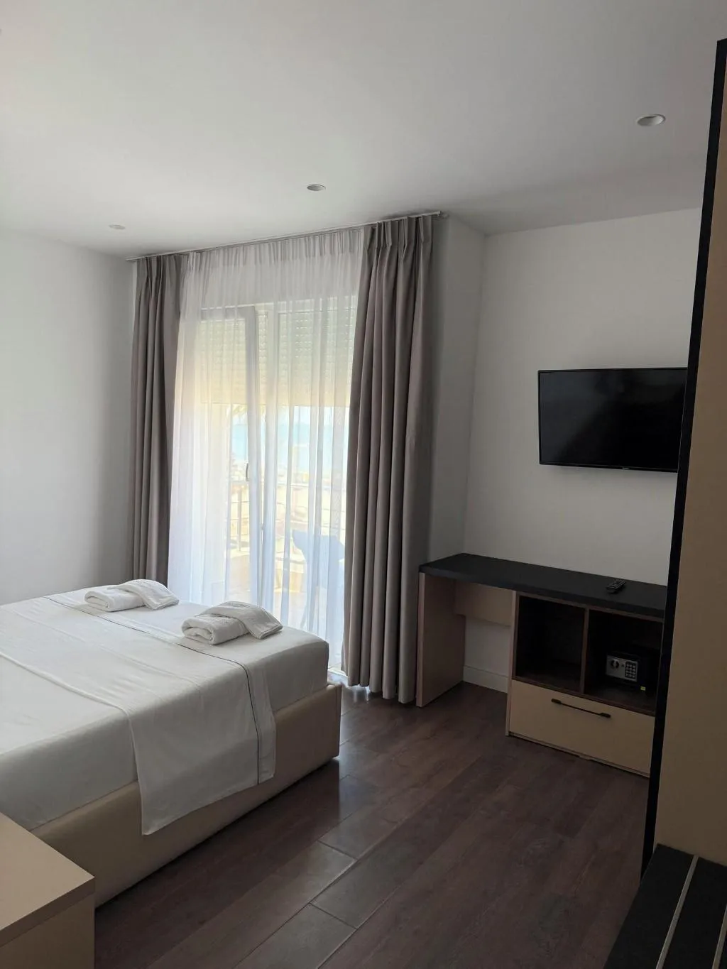 Room, Adria Palace Hotel, Durres