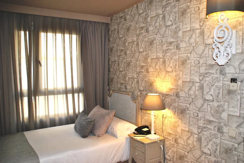 SINGLE STANDARD Room, Vincci Lys, Valencia
