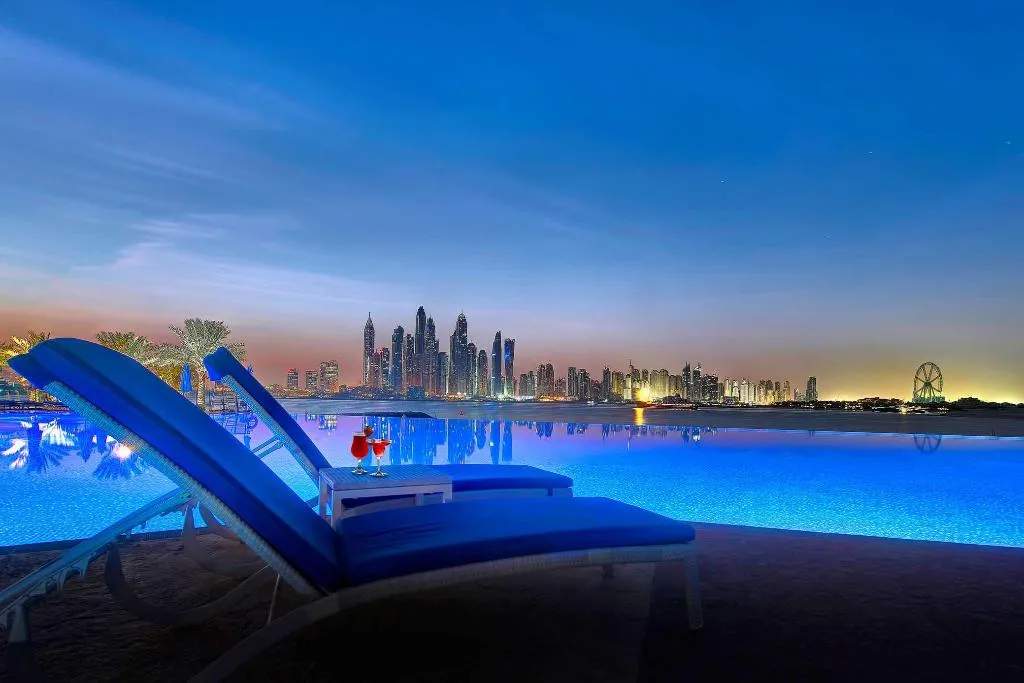 Pool, Dukes The Palm Dubai Hotel, Dubai