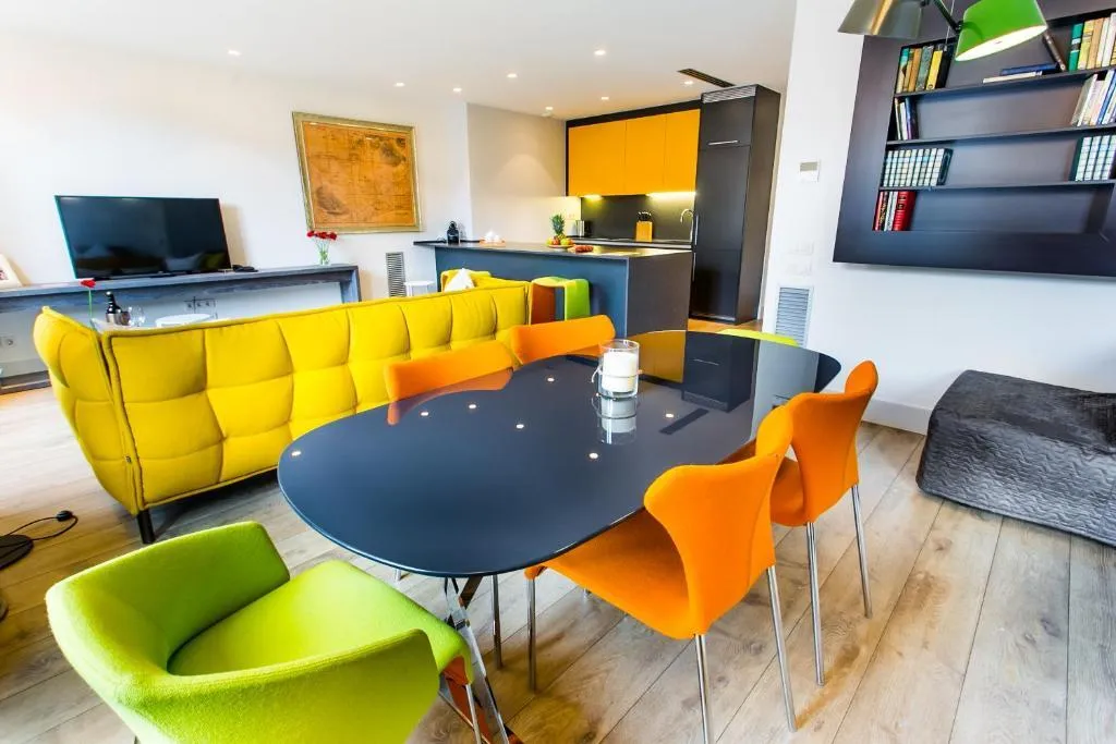 APARTMENT THREE BEDROOMS Room, Cosmo Apartments Passeig de Gracia, Barcelona