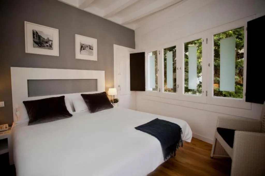 Room, Sitges, Costa Brava