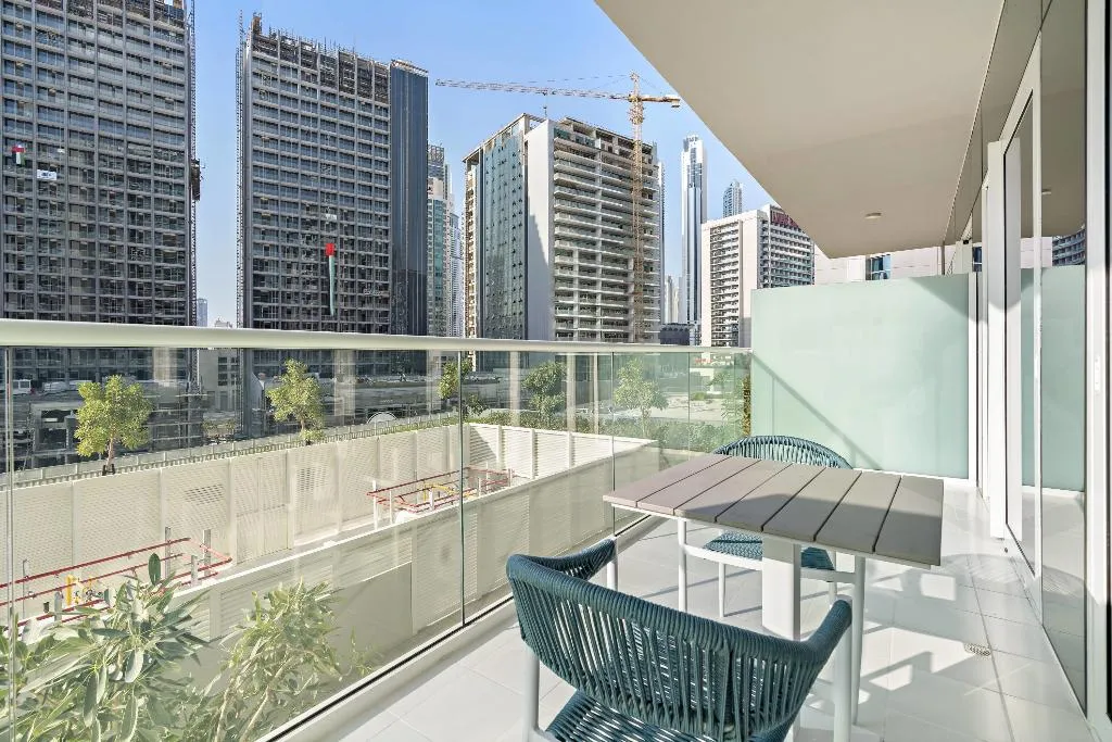 STUDIO CITY VIEW Room, Vera Residences, Dubai