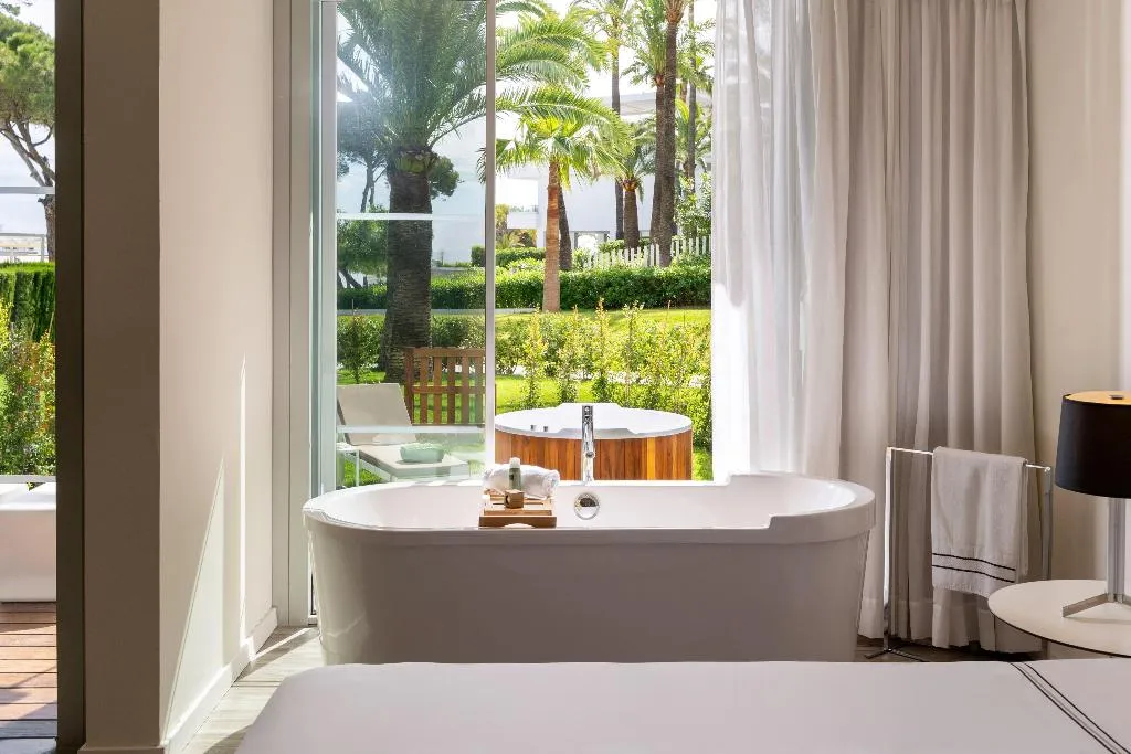 SUITE GARDEN VIEW Room, Melia South Beach, Majorca