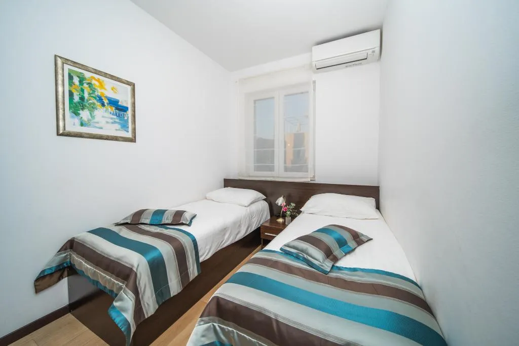 APARTMENT CAPACITY 4 Room, Pervanovo Apartments, Dubrovnik