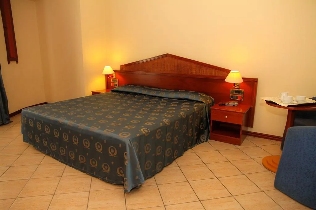 Room, Assinos Palace, Catania