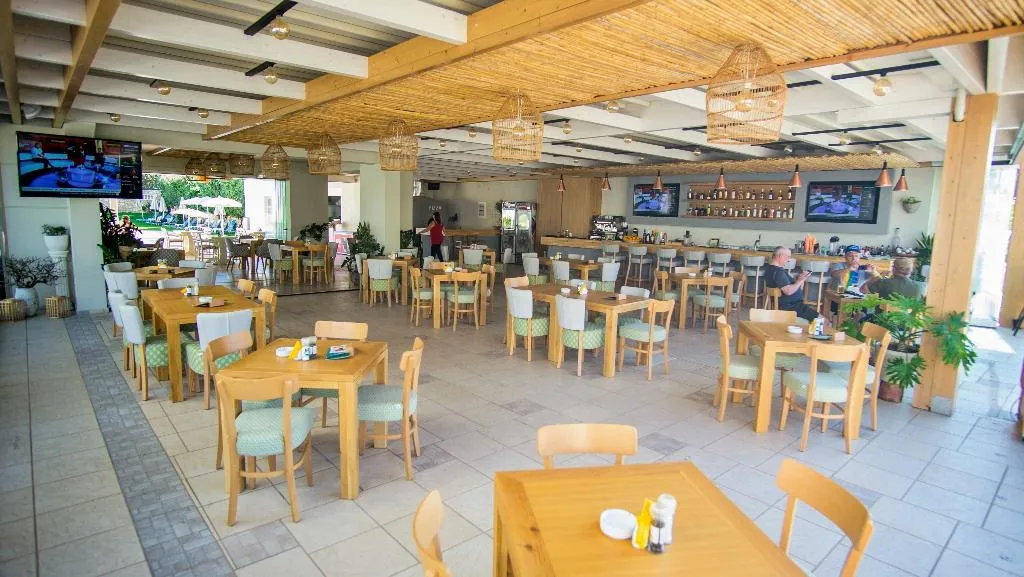 Restaurant, Pela Sofia, Crete