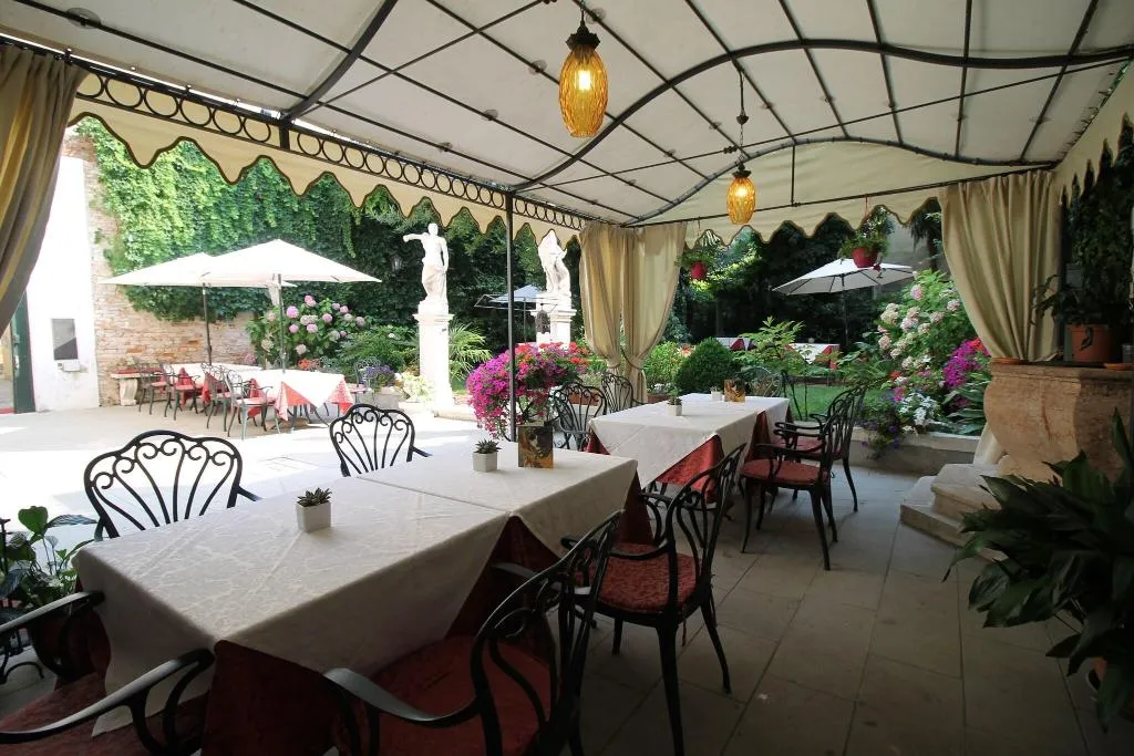 Restaurant, Palazzo Abadessa, Venice