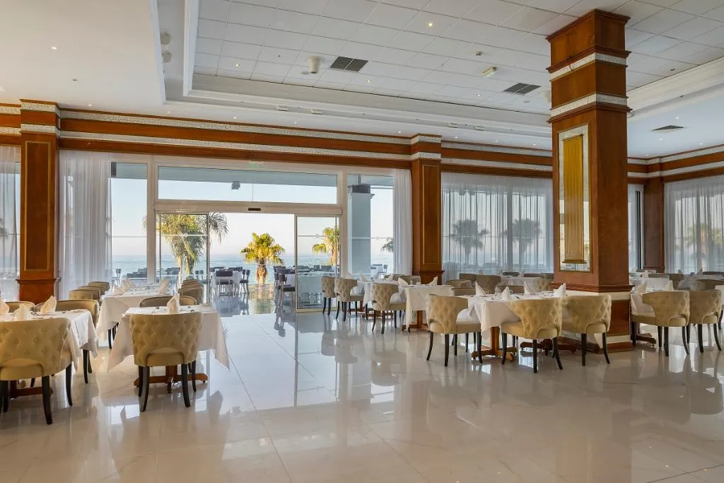 Restaurant, Constantinos The Great Beach Hotel, Cyprus