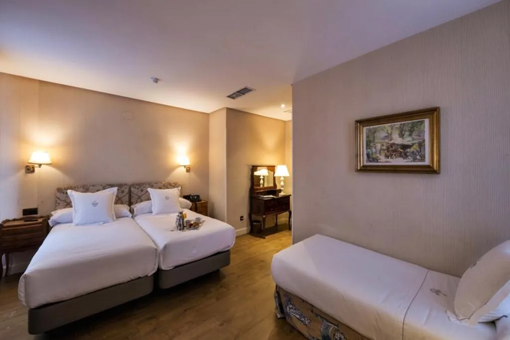 Room, Principe Pio, Madrid