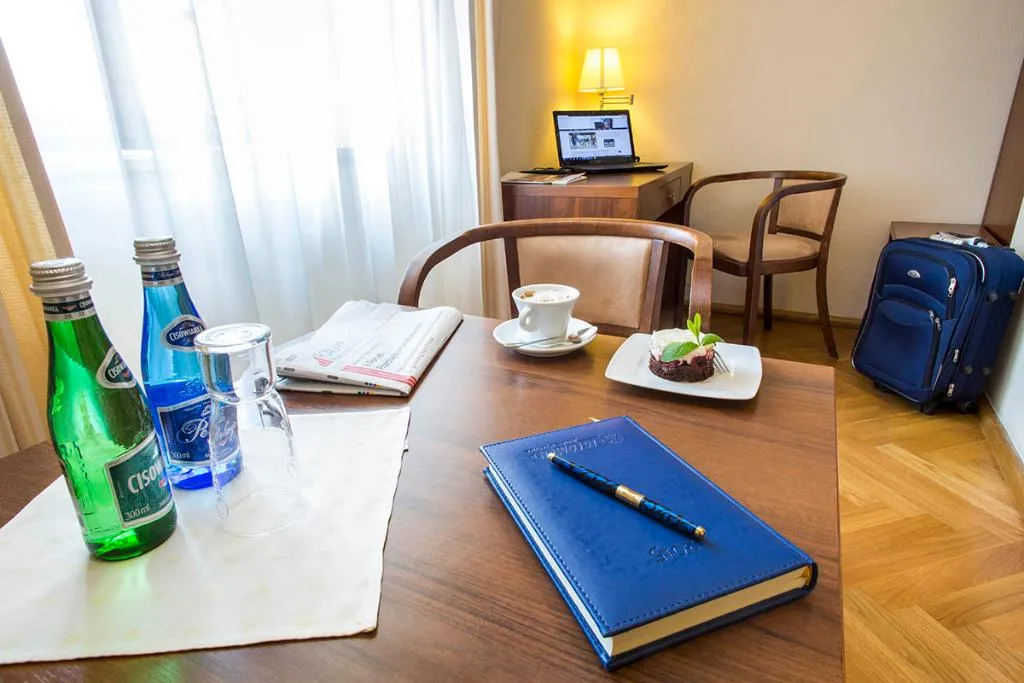 SINGLE STANDARD Room, Hotel Swietego Norberta, Krakow
