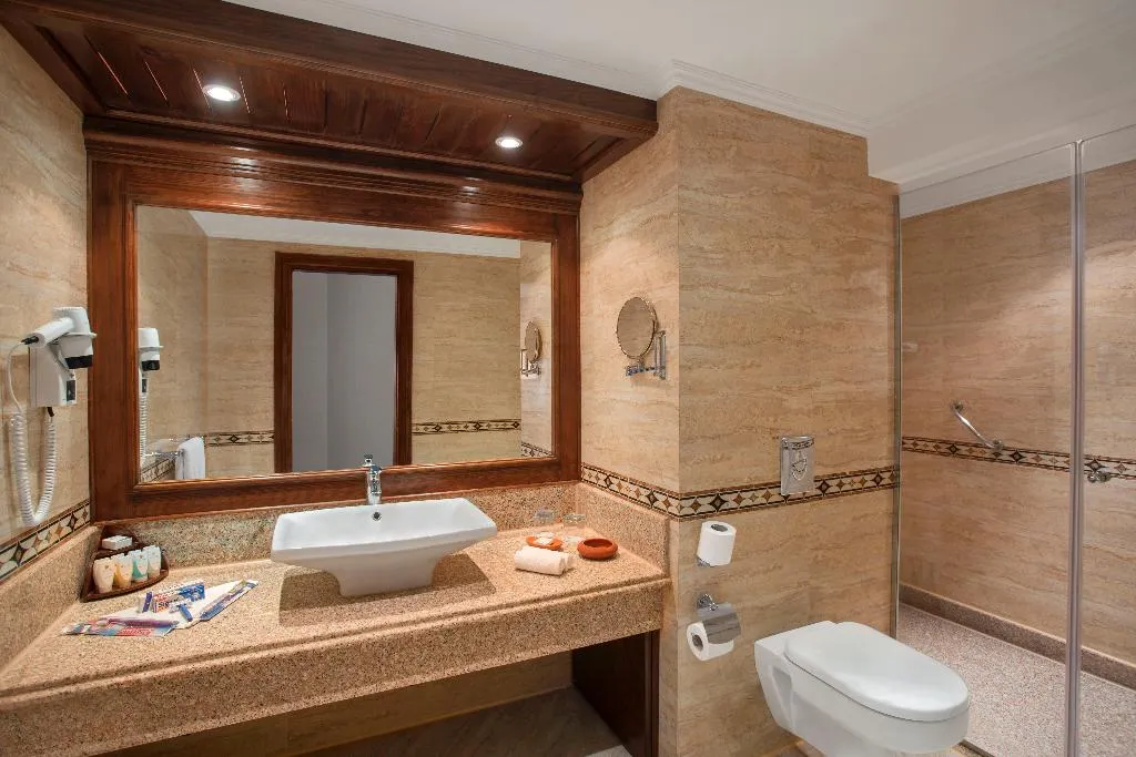 SUITE CAPACITY 3 Room, Sultan Gardens Resort, Red Sea Riviera